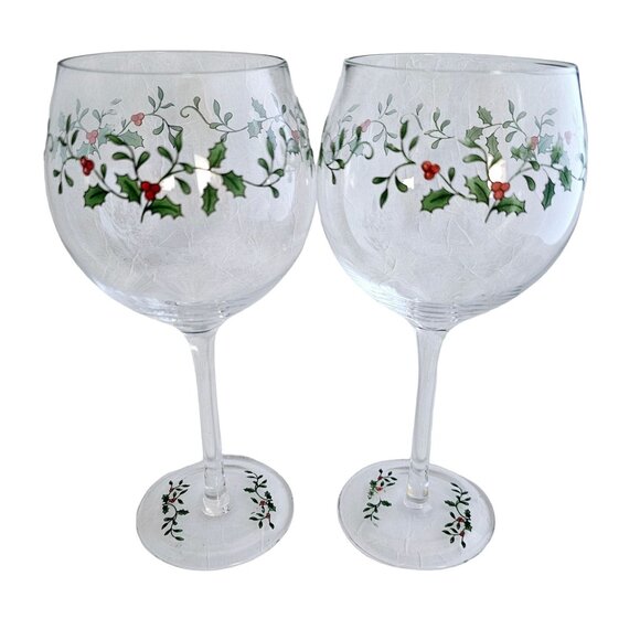 Holly Berry Holiday Balloon Wine Glasses 8.5" red wine ice water goblets set- 2 - Picture 1 of 9